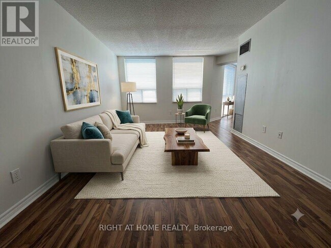 Photo - 3650 Kaneff Crescent Unité 3202