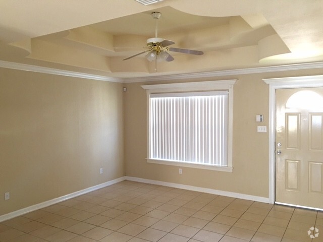 Building Photo - 1504 E Quail St Unit 4 Rental