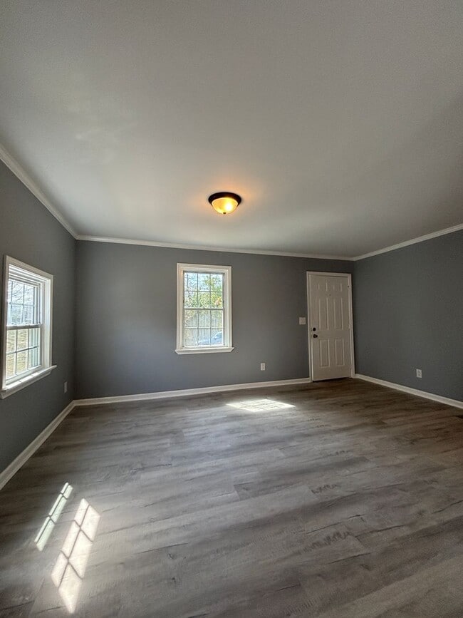 Photo - Newly Renovated!