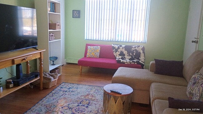 Photo - Cozy 1-Bedroom Condo Near the Marina and D...