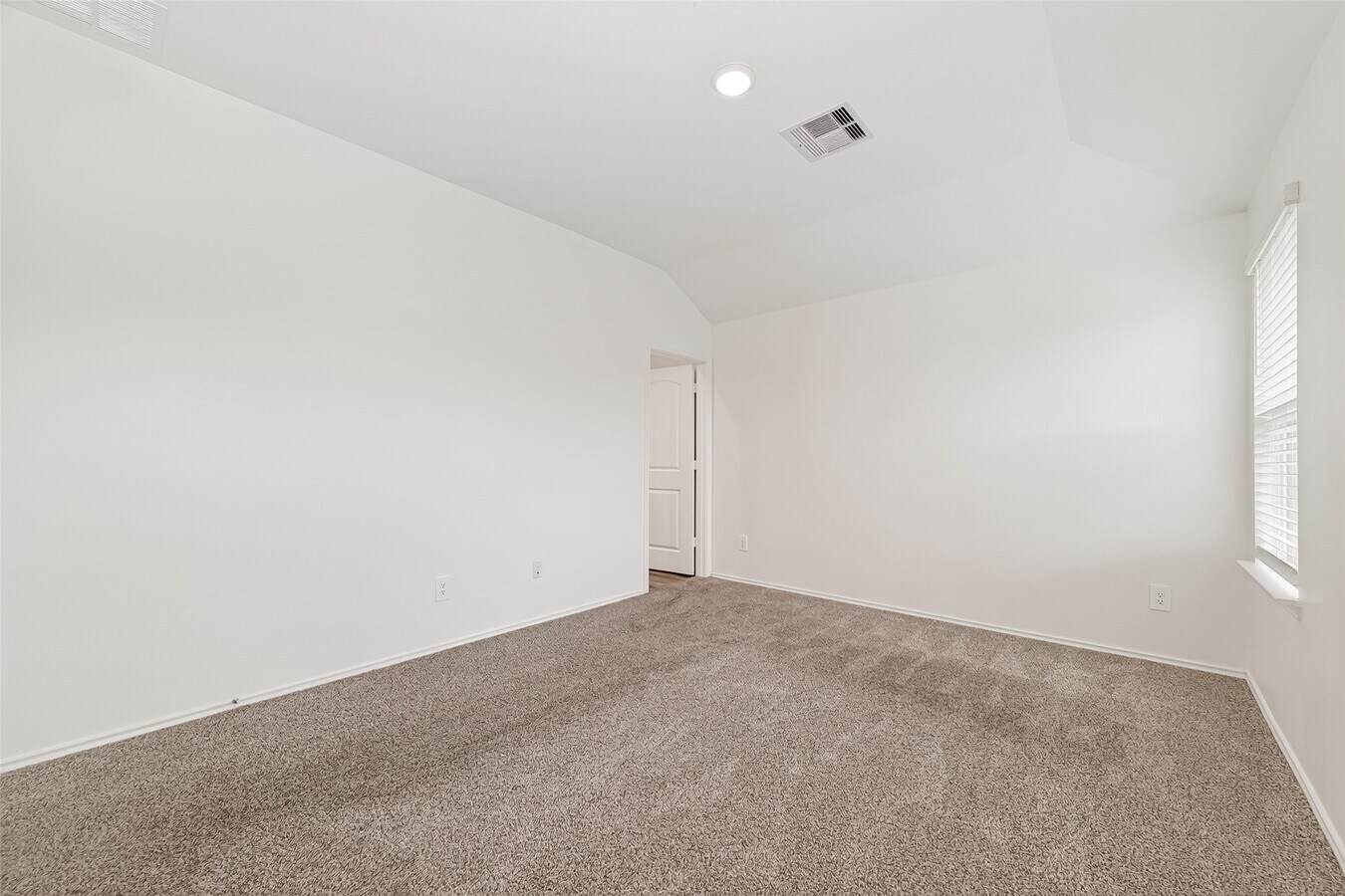 Photo - 1710 Legacy Hills Dr