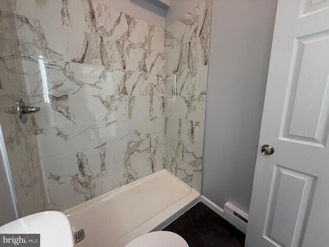 Photo - 1156 Franklin St Unit 1