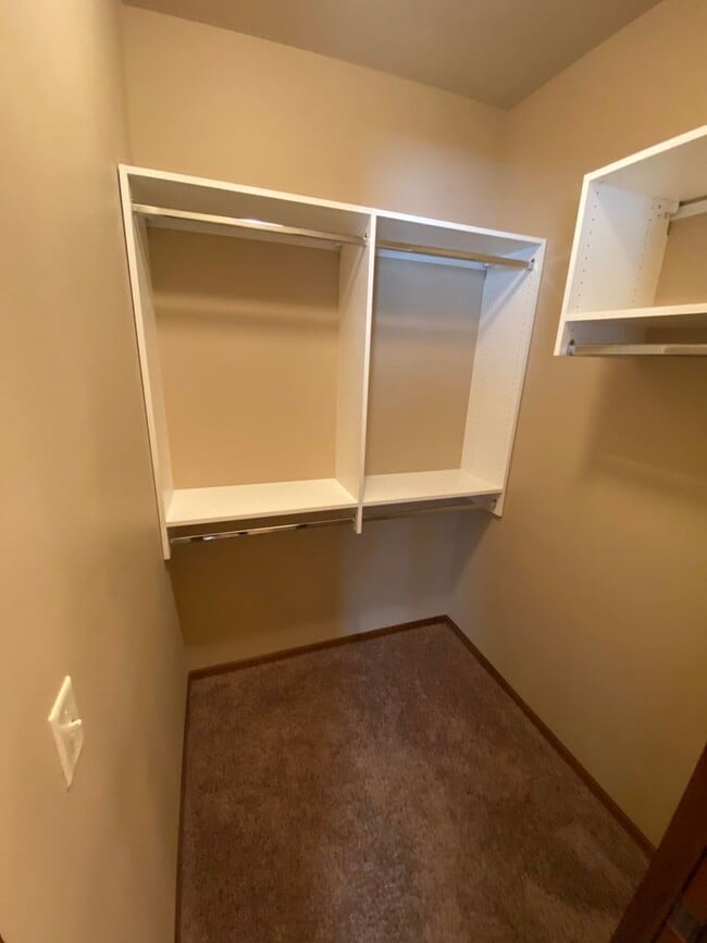 Photo - Large Ranch Style Twin Home For Rent