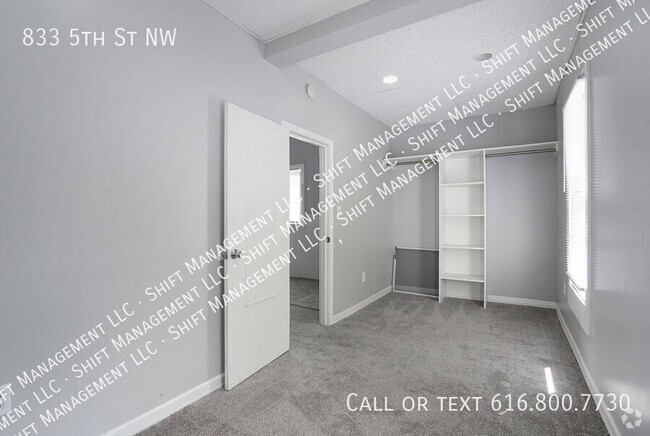 Building Photo - 833 5th St NW Rental