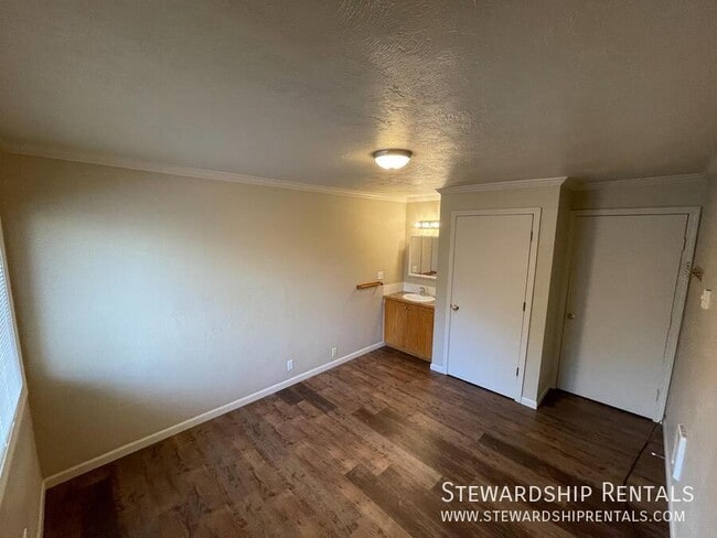 Photo - 1827 Harris St Unit 105