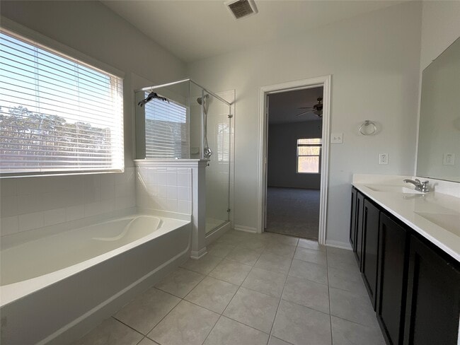 Photo - 8039 Brooks Crossing Dr