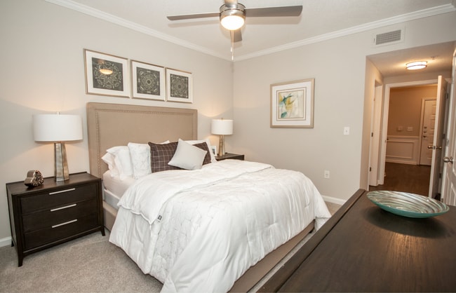 Photo - 2870 Pharr Ct S NW