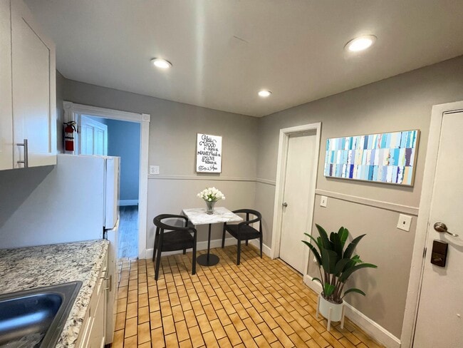 Photo - 3440 Old York Rd Apartment Unit 3F