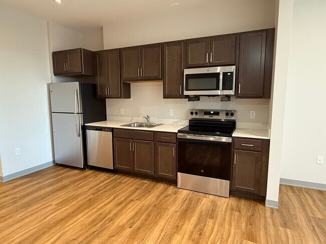 Photo - 1170 Tremont St Unit 01