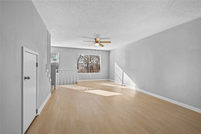 Photo - 1377 E Sequoyah Ct