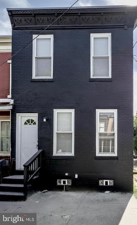 Building Photo - 1830 Filmore St