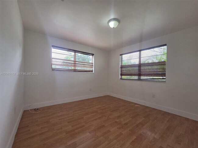 4730 NW 23rd Ave Unit B