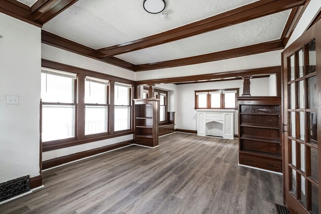 Building Photo - 3180 N 15th St Rental