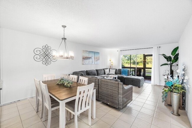 Photo - 7321 Amberly Ln Unit 108