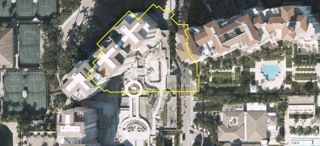 Building Photo - 781 Crandon Blvd Unit 702