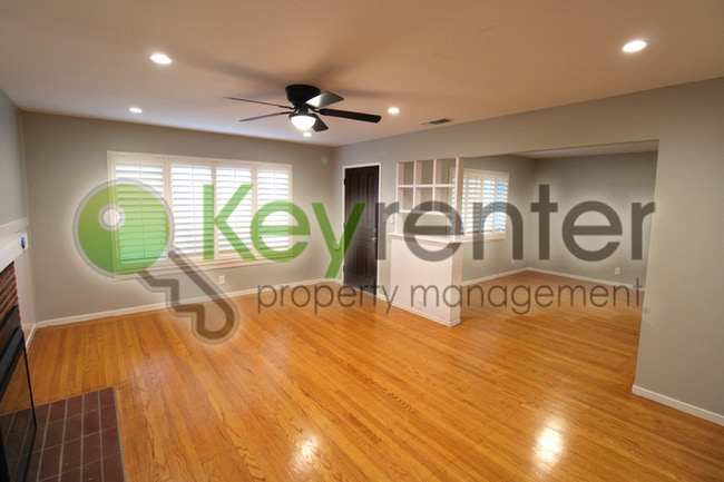 Photo - 2457 39th Ave