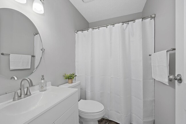 Skyridge Apartment Homes
