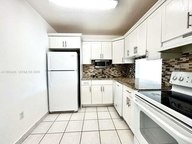 Photo - 4920 NW 79th Ave Unit 307