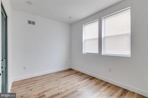 Photo - 4243 Mantua Ave