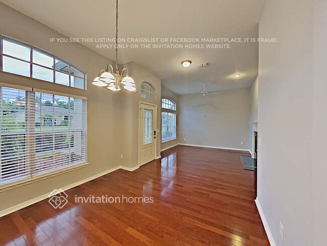 Photo - 391 Pine Springs Dr