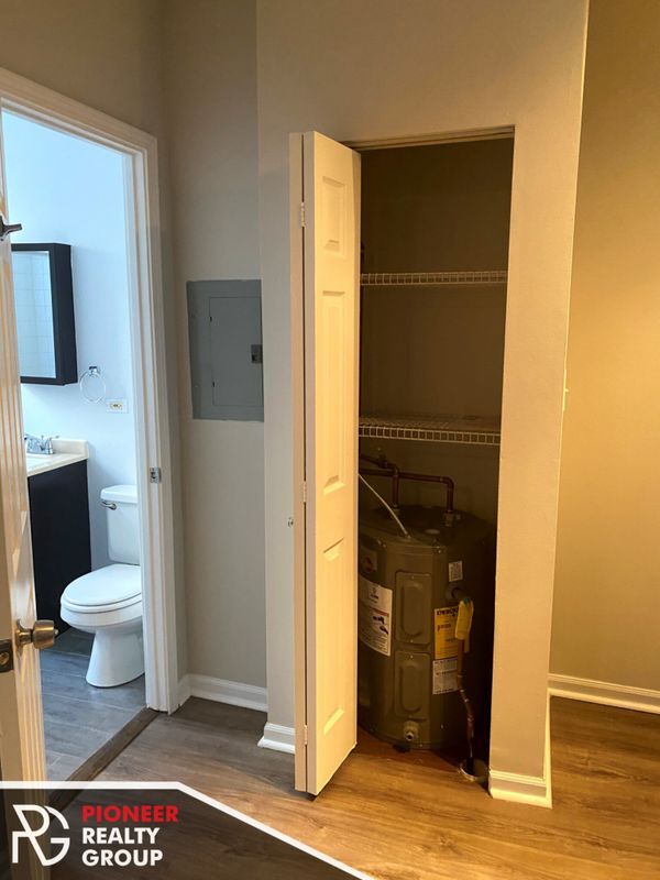 1627 N Humboldt Blvd Unit 4C