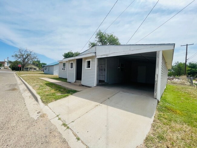 Building Photo - 2BD/1BA Rental
