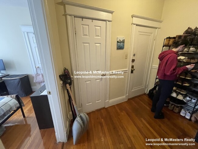 Photo - 33 Woodstock Ave Unit 60 woodstock ave 3