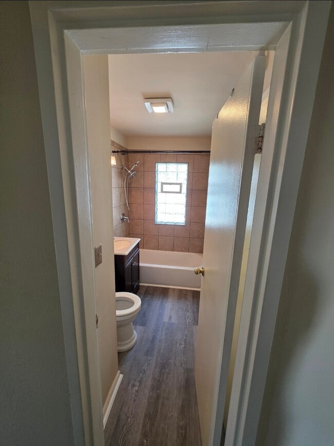Photo - 4839 W Lynndale Ave