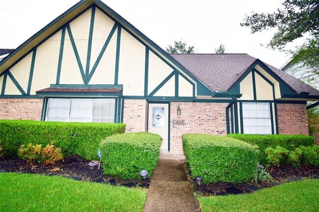 Photo - 1806 Cedarwood Ct