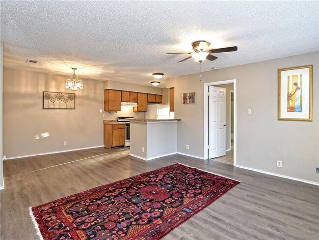 Photo - 5401 Spring Meadow Rd