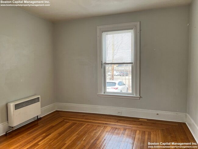 Photo - 24 Pratt St Unit #1