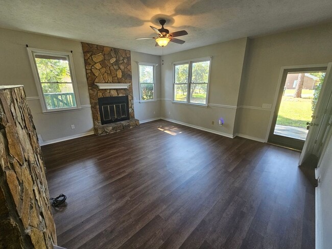 Photo - 792 Whispering Pines Rd