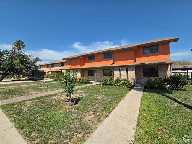 Building Photo - 3306 N 25 1/2 St Rental