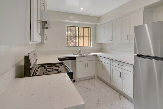 Building Photo - Horner Luxury Investments LLC