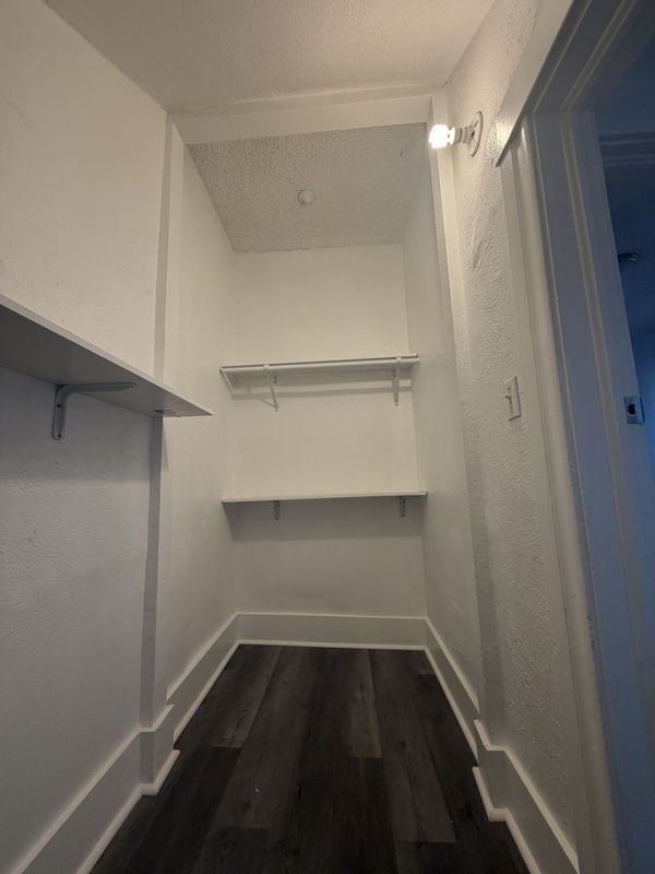 Photo - 3925 Normandie Ave