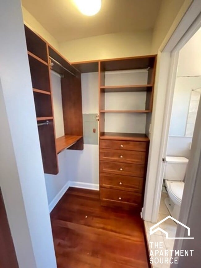 Photo - 700 W Bittersweet Pl Unit 1207