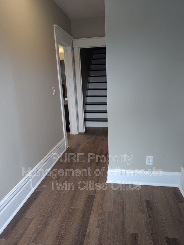 Photo - 605 Van Buren Ave Unit 3