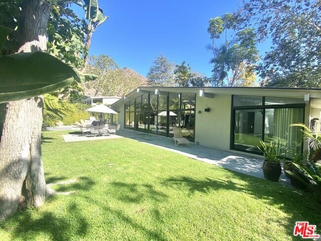 Building Photo - 30611 Las Estrellas Dr Rental