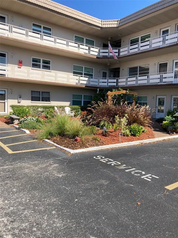 Building Photo - 5530 80th St N Unit C204