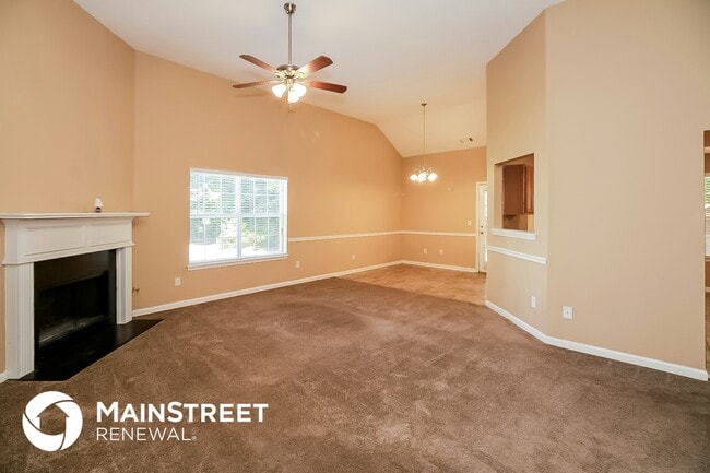 Photo - 74 Lake Crossing Ct