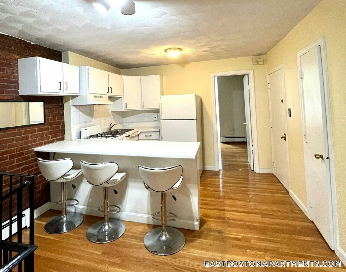 Photo - 145 Princeton St Apartamento Unidad 1