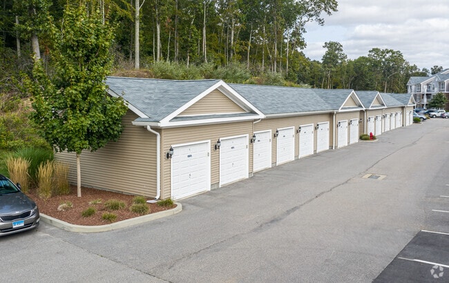Garages - The Sound at Gateway Commons