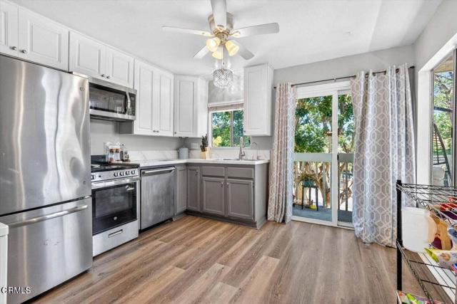 225 S Ventura Rd Unit 102