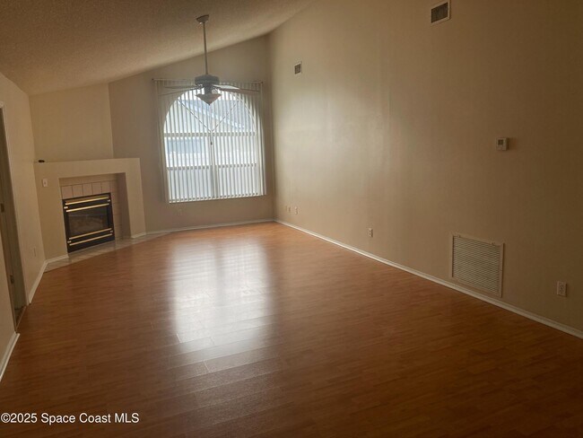 Photo - 3166 Lago Vista Dr