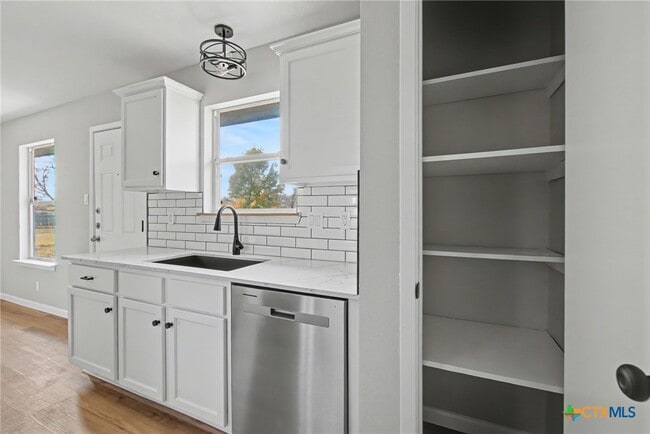 Building Photo - 2701 Cross Timber Dr