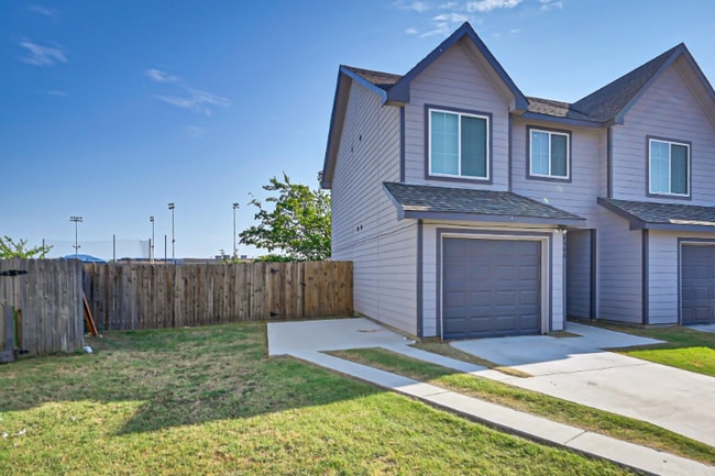 Building Photo - 4504-4506 Alamosa St Unit 4506 Rental