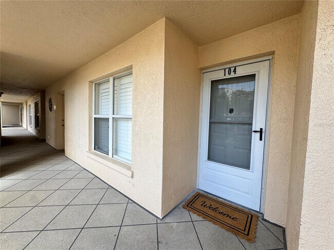 4110 Ironwood Cir Unit 104