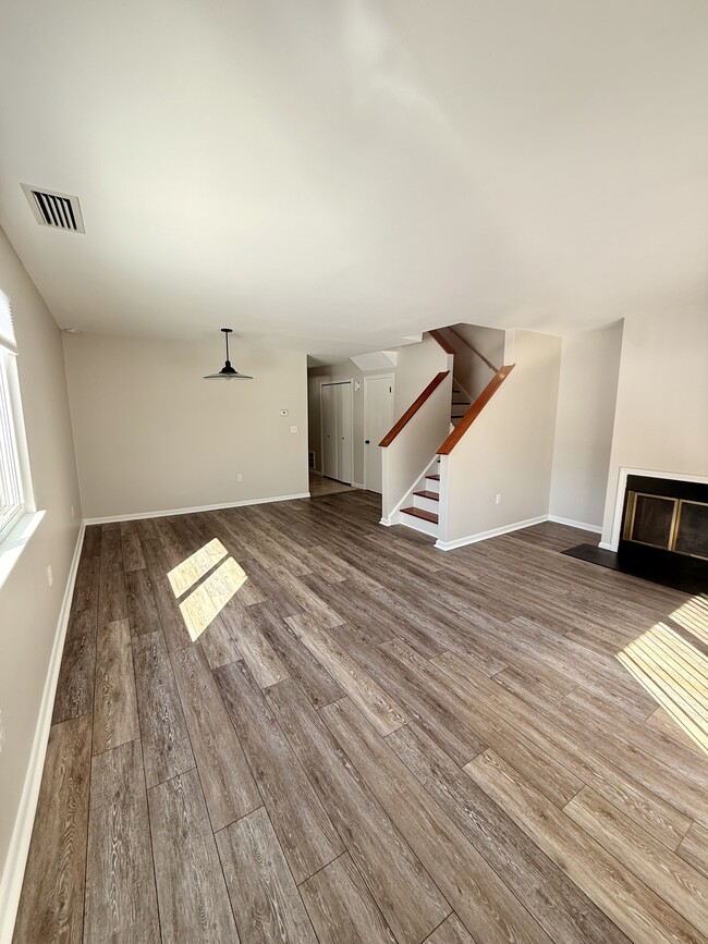 Photo - 135 Village Square Dr