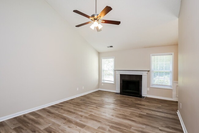 Photo - 4289 Duncan Ives Dr