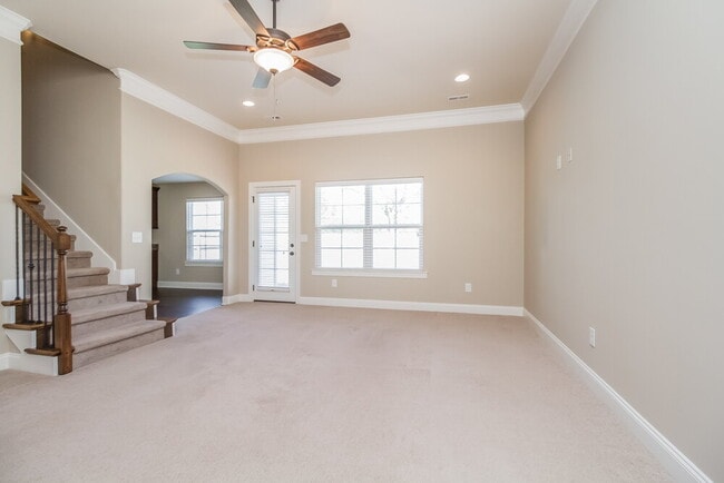 Photo - 8427 Manor Farm Dr